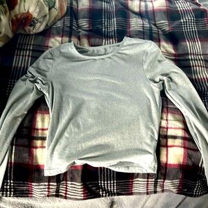 grey slim fit cropped top! | condition: good | size: M